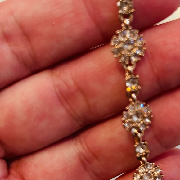 Givenchy Crystal Flower Slider / Bolo Bracelet - Picture 7 of 8